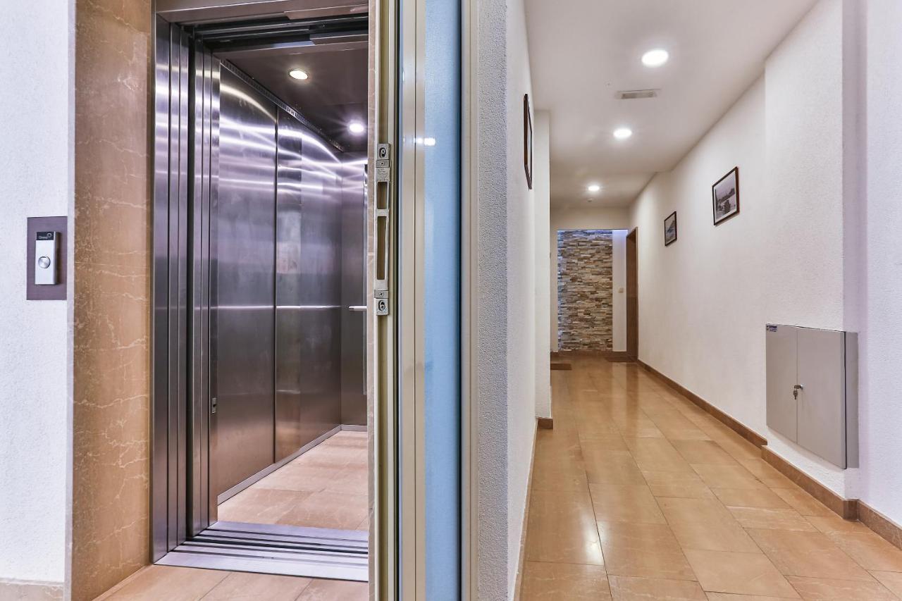 Montesun Boka Apartments Budva Eksteriør bilde
