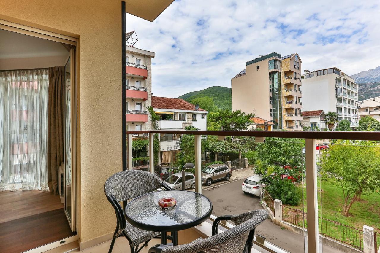 Montesun Boka Apartments Budva Eksteriør bilde