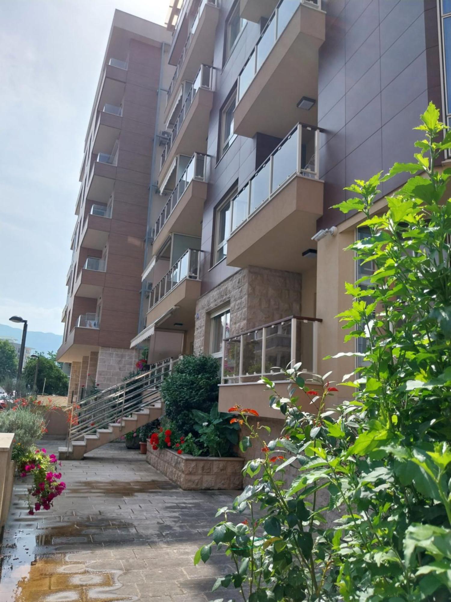 Montesun Boka Apartments Budva Eksteriør bilde