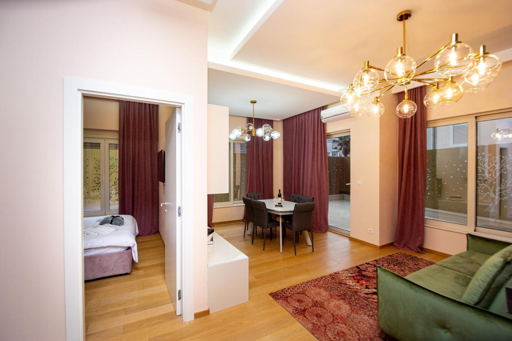 Montesun Boka Apartments Budva Eksteriør bilde